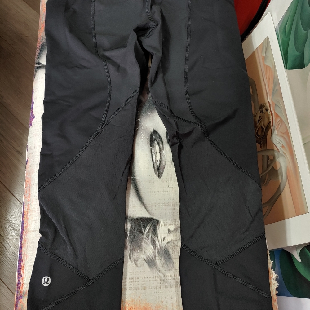 Lululemon rival crop